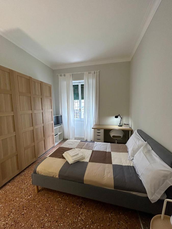 Piazza Vescovio Apartment Рим Екстериор снимка
